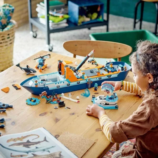 Barco explorador que flota LEGO City 815 pcs - Imagen 2